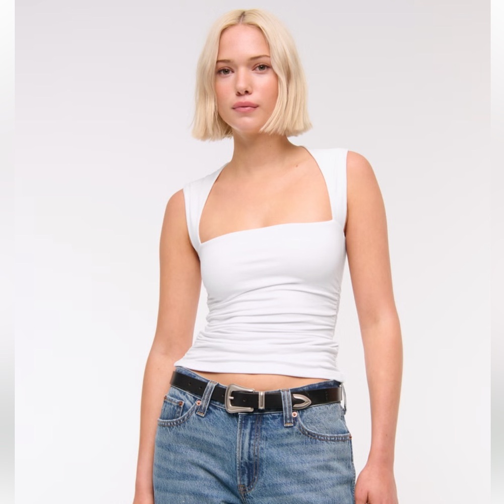 NWT Abercrombie and Fitch Ava Top White Medium